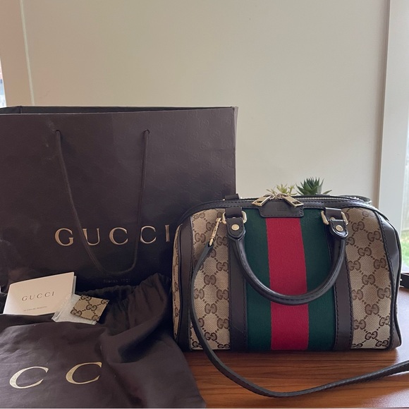 ❌SOLD❌on luxury site⭐️Authentic Gucci Bowling Bag🤎Made in Italy💚❤️ - Picture 2 of 16